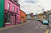 Bantry. Farvest�lende huse p� Glengarriff Road i Bantry, Irland  Glengarriff Rd / Bantry Irland   Maling
