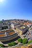 Christianshavn og K�benhavn City. Christianshavn og K�benhavn City set fra Vor Frelser Kirke. Med bla Christiansborg, den nedbr�ndte B�rsen, Den Sorte Diamant, Udenrigsministeriet, Nikolaj Kunsthal og Holmens Kanal  Christianshavn / K�benhavn Danmark  sev�rdigheder Storby, beboelseshuse, lejligheder, etageejendomme, spir, t�rne, Stor K�benhavn