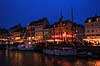 Julemarked p� Nyhavn. Juleudsmykning til Julemarked p� Nyhavn  Nyhavn / K�benhavn Danmark  Sev�rdigheder Julemarkeder, jul, julehandel, handel, juleudsmykning, julestemning