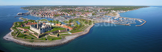 Helsing�r. Kronborg Slot, Kronborg Strand, Helsing�r Nordhavn, Kulturv�rftet, �resundsf�rgen og Helsing�r by; ; Helsing�r; Danmark; ; Sev�rdigheder; F�rgeterminal, f�rgeterminaler, slotte