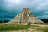 El Castillo (Pyramid of Kukulc�n). Mayan ruins at Chich�n Itz�.   Chich�n Itz�, Yucat�n Mexico North America  sights