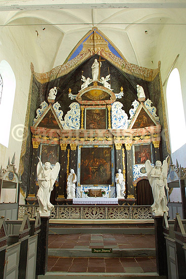 Alteret i B�rglumkloster kirke; ; B�rglum; Danmark; Europa; ; 