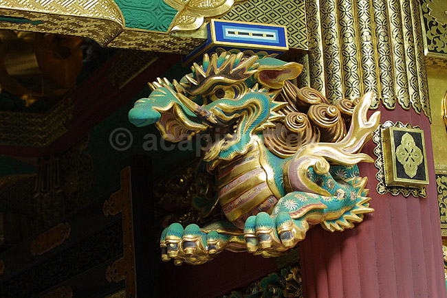 Rinnoji Taiyuin shrine. Udsk�ret elefanthoved i det shintoistiske Rinnoji Taiyuin tempel i Nikko. Kunstneren havde aldrig set en elefant; ; Rinnoji Taiyuin shrine / Nikko; Japan; Asien; ; templer shintoisme