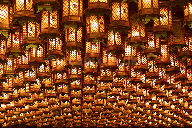 Daisho-in templet. Lamper i Daisho-in templet p� Miya-jima; ; Miya-jima / Itsuku-shima; Japan; Asien; ; templer buddisme buddhism buddistisk