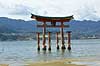 Itsukushima-jinja shrine. The Floating Torii ved Itsukuskima-jinja shrine templet p� Miya-jima  Miya-jima / Itsuku-shima Japan Asien  templer shintoisme