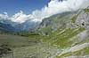 Oeschinental. Udsigt ned igennem Oeschinental fra Bl�mlisalph�tte i de Schweiziske Alper  Kandersteg Schweiz Europa  